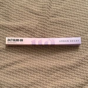 Urban Decay 24/7 Glide - On eyeliner